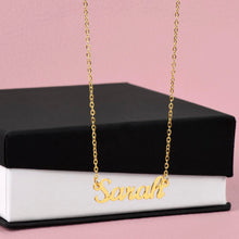 Laden Sie das Bild in den Galerie-Viewer, Name Necklace
