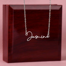 Laden Sie das Bild in den Galerie-Viewer, Name Necklace
