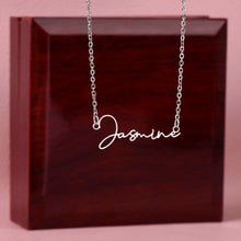 Laden Sie das Bild in den Galerie-Viewer, Name Necklace
