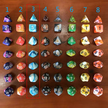 Laden Sie das Bild in den Galerie-Viewer, 7pcs/set Polyhedral DND Dice for DND RPG Board Games Mixed Color Dice D4-D20 Dice Gambling Entertainment Board Games Accessories
